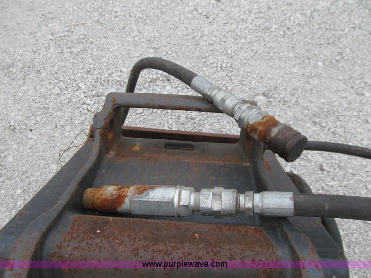 image for item J3345 Stanley HS-3004 hydraulic plate compactor