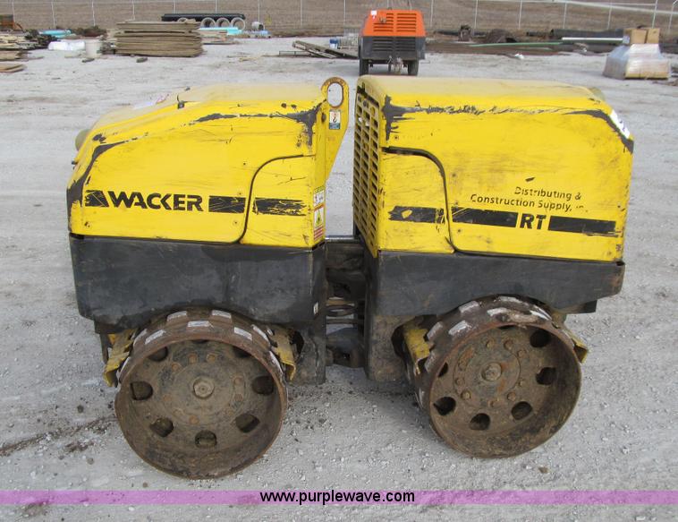 image for item J3346 2008 Wacker RT walk-behind vibratory pad foot compactor