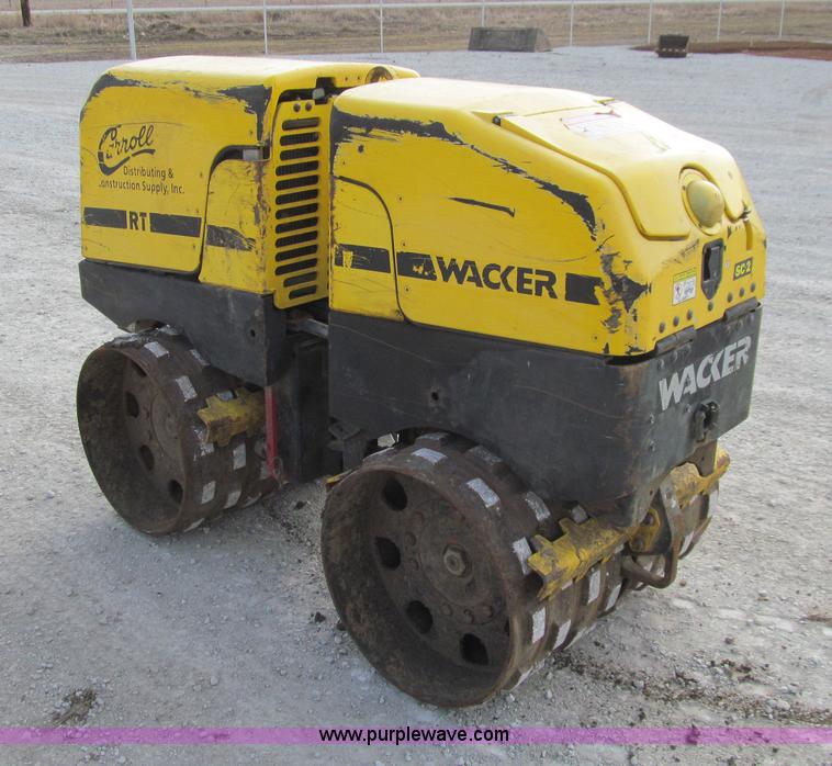 image for item J3346 2008 Wacker RT walk-behind vibratory pad foot compactor