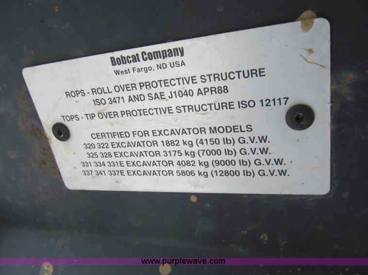 image for item J3349 2003 Bobcat 337D compact excavator