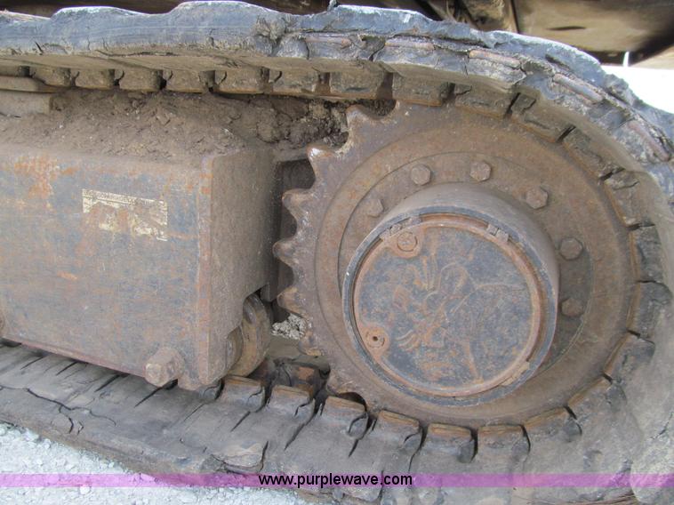 image for item J3349 2003 Bobcat 337D compact excavator