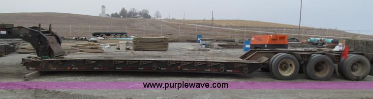 image for item J3352 1996 Dynaweld lowboy trailer