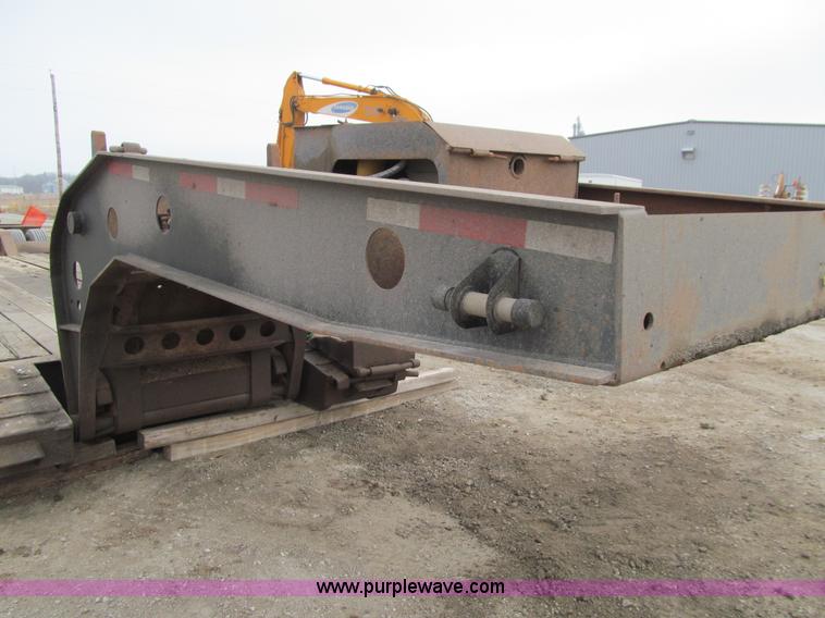 image for item J3352 1996 Dynaweld lowboy trailer