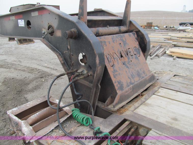 image for item J3352 1996 Dynaweld lowboy trailer