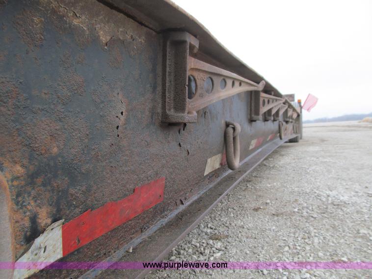 image for item J3352 1996 Dynaweld lowboy trailer