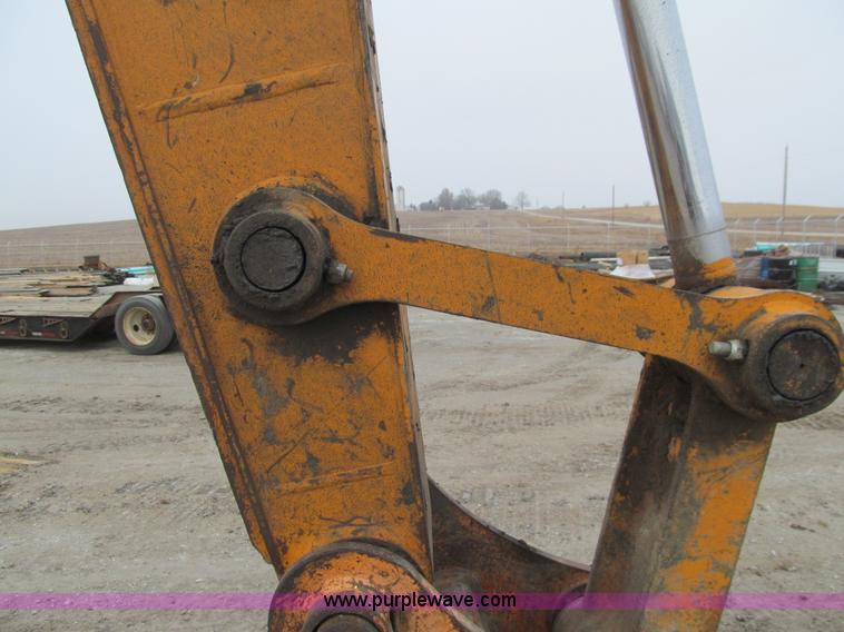 image for item J3353 1997 Samsung SE210LC-3 excavator