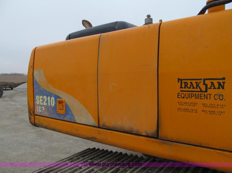 image for item J3353 1997 Samsung SE210LC-3 excavator