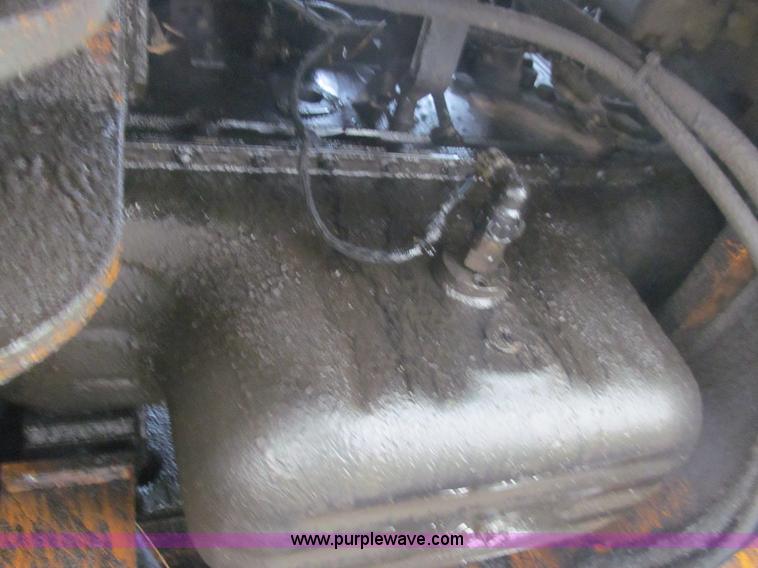 image for item J3353 1997 Samsung SE210LC-3 excavator