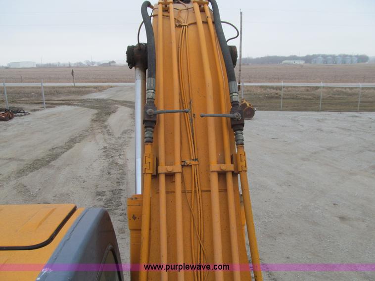 image for item J3353 1997 Samsung SE210LC-3 excavator