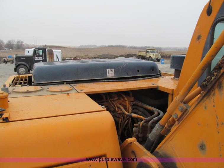 image for item J3353 1997 Samsung SE210LC-3 excavator