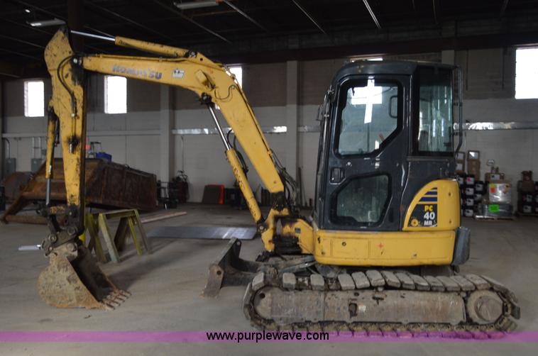 image for item Z9002 2008 Komatsu PC40MR compact excavator