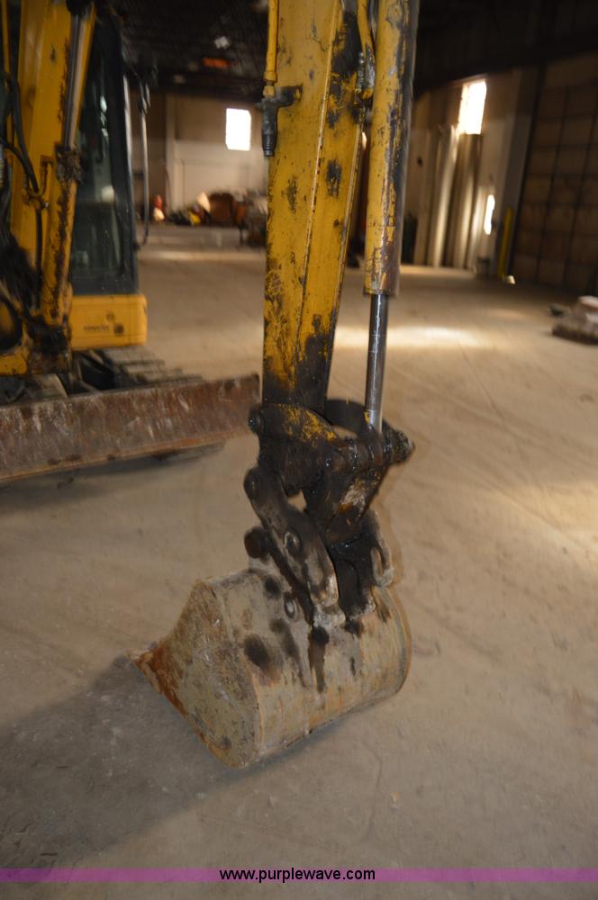 image for item Z9002 2008 Komatsu PC40MR compact excavator