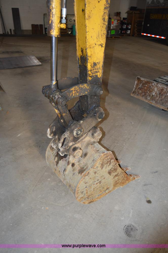 image for item Z9002 2008 Komatsu PC40MR compact excavator