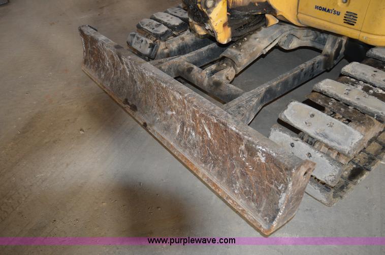 image for item Z9002 2008 Komatsu PC40MR compact excavator