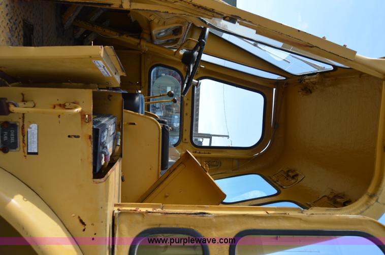 image for item Z9012 Caterpillar 922 wheel loader