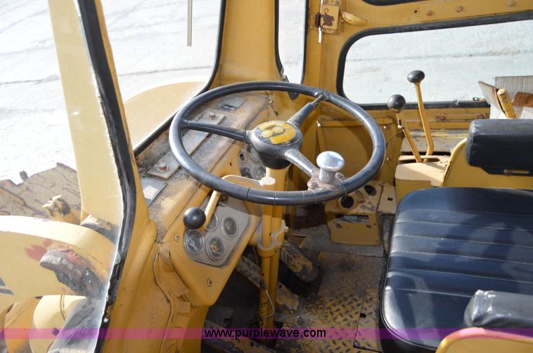 image for item Z9012 Caterpillar 922 wheel loader