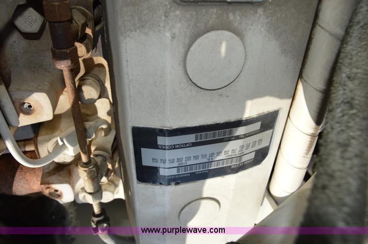 image for item Z9045 2000 Sterling L7501 vacuum truck