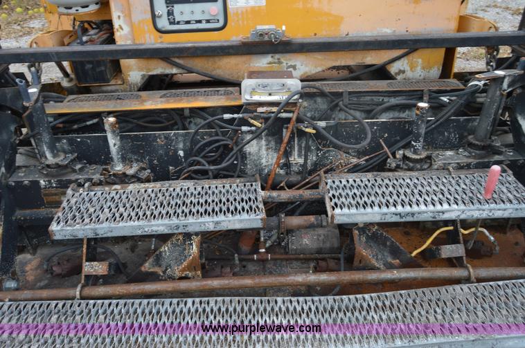 image for item Z9078 2004 Mauldin 1750C paving machine