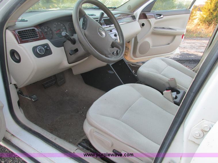 image for item AW9808 2006 Chevrolet Impala Police