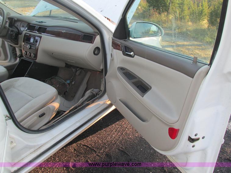 image for item AW9808 2006 Chevrolet Impala Police