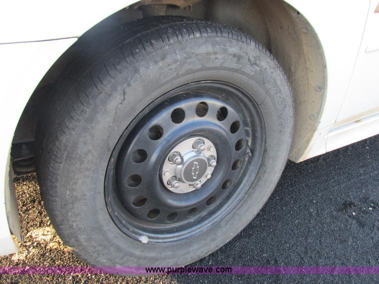 image for item AW9811 2011 Chevrolet Impala Police