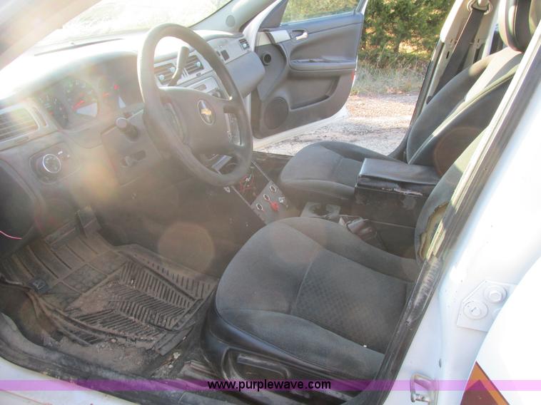 image for item AW9811 2011 Chevrolet Impala Police