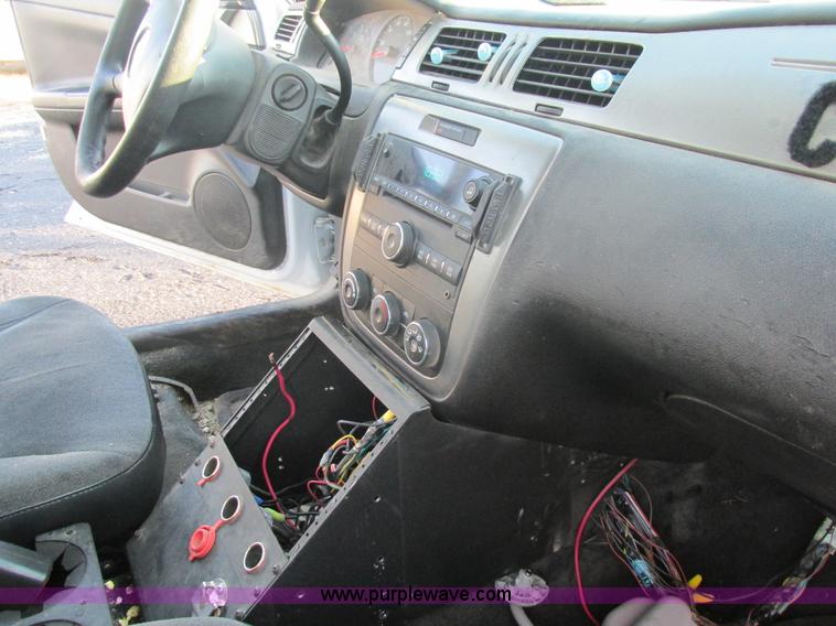 image for item AW9811 2011 Chevrolet Impala Police