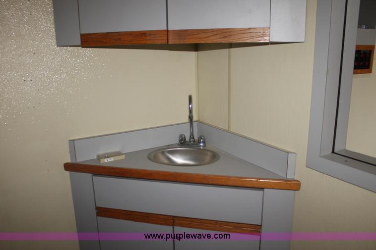 image for item BC9249 1985 Trailmobile enclosed trailer