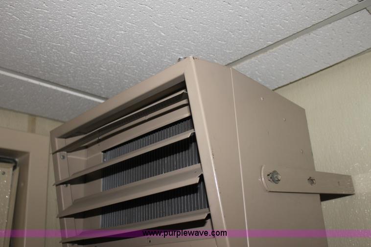 image for item BC9249 1985 Trailmobile enclosed trailer