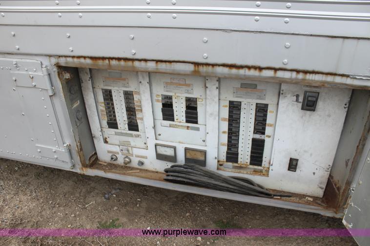 image for item BC9249 1985 Trailmobile enclosed trailer