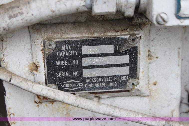 image for item BC9249 1985 Trailmobile enclosed trailer