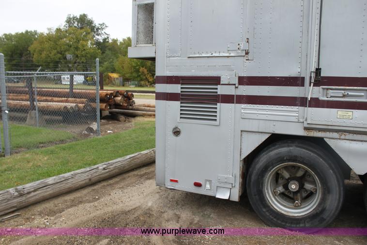 image for item BC9249 1985 Trailmobile enclosed trailer