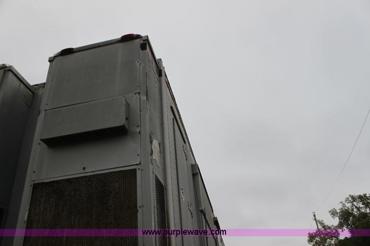 image for item BC9249 1985 Trailmobile enclosed trailer