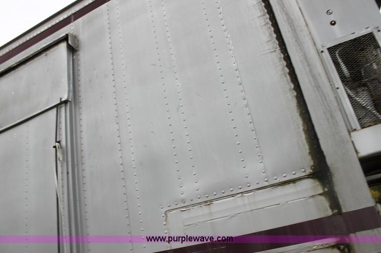 image for item BC9249 1985 Trailmobile enclosed trailer