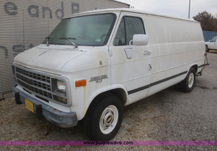 image for item D2224 1993 Chevrolet G10 van