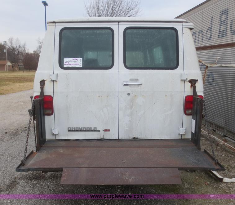image for item D2224 1993 Chevrolet G10 van