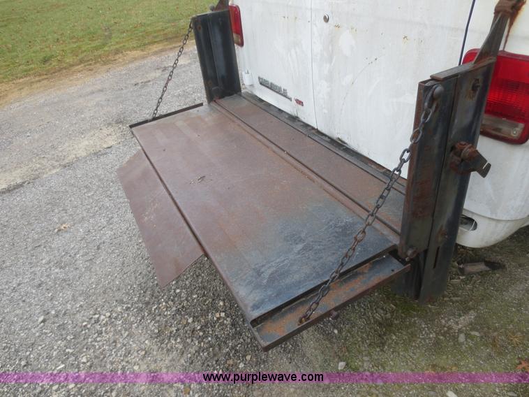 image for item D2224 1993 Chevrolet G10 van