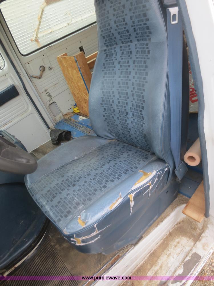 image for item D2224 1993 Chevrolet G10 van