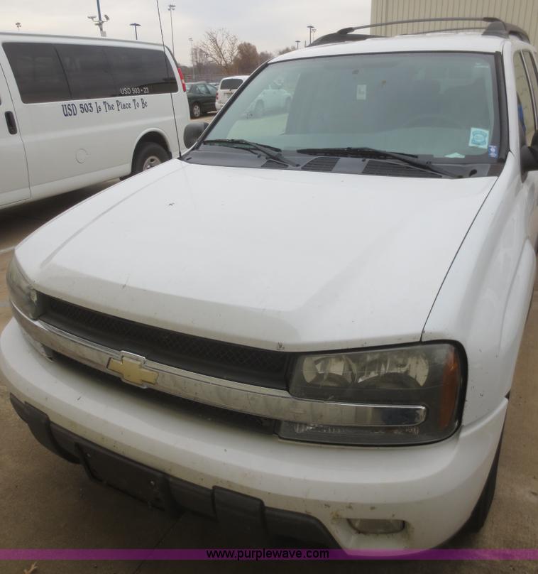 image for item D2228 2005 Chevrolet TrailBlazer EXT LS SUV