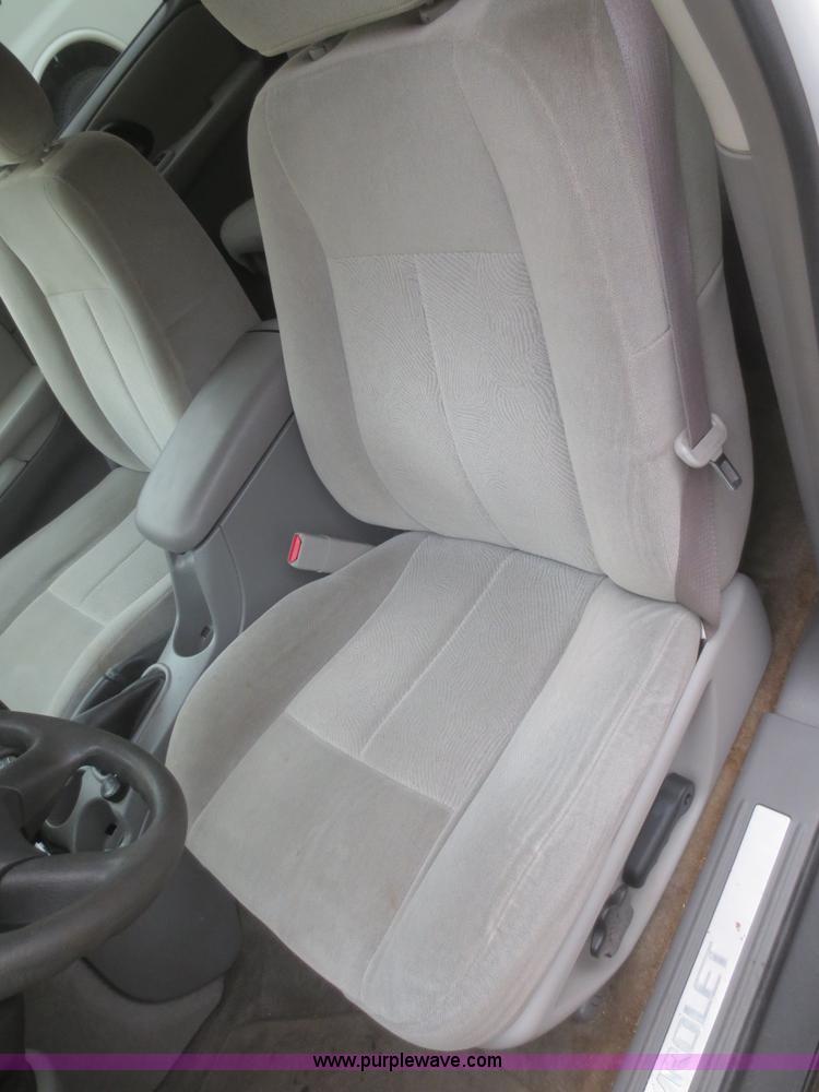 image for item D2228 2005 Chevrolet TrailBlazer EXT LS SUV