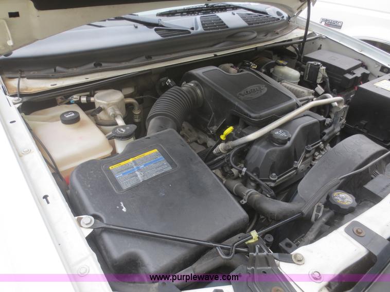 image for item D2228 2005 Chevrolet TrailBlazer EXT LS SUV