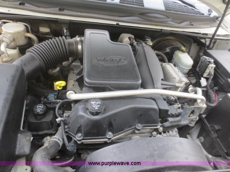 image for item D2228 2005 Chevrolet TrailBlazer EXT LS SUV