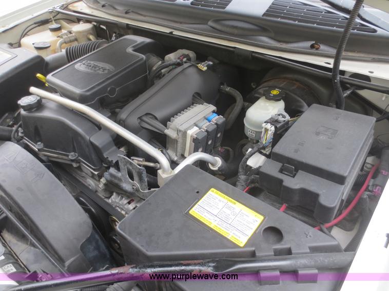 image for item D2228 2005 Chevrolet TrailBlazer EXT LS SUV