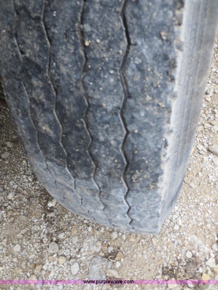 image for item D2234 1984 Ford F250 flatbed pickup truck