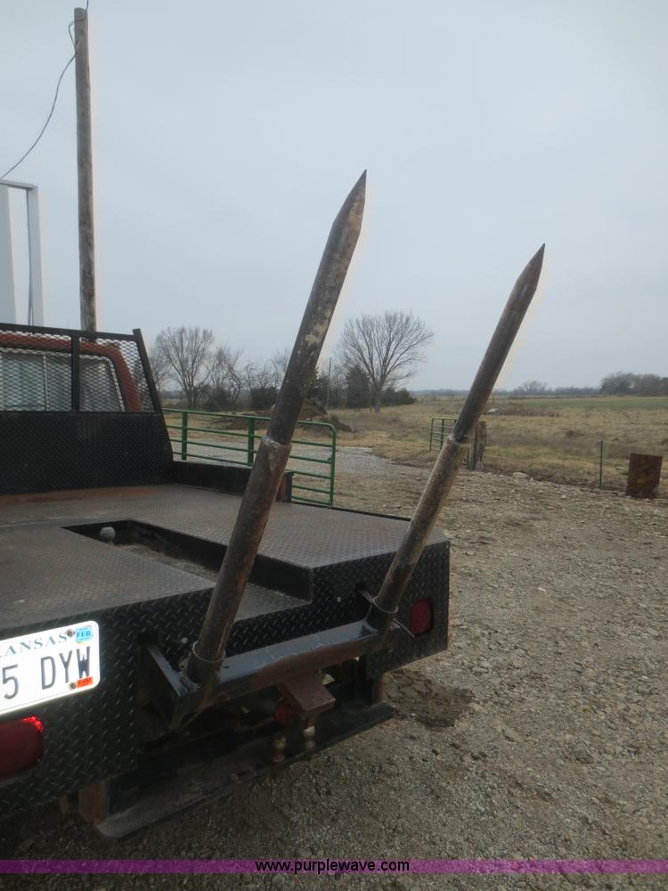 image for item D2234 1984 Ford F250 flatbed pickup truck