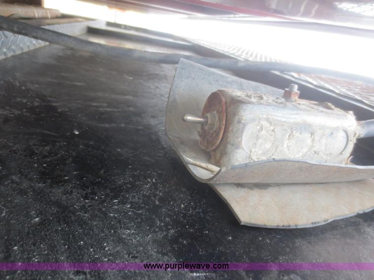 image for item D2234 1984 Ford F250 flatbed pickup truck