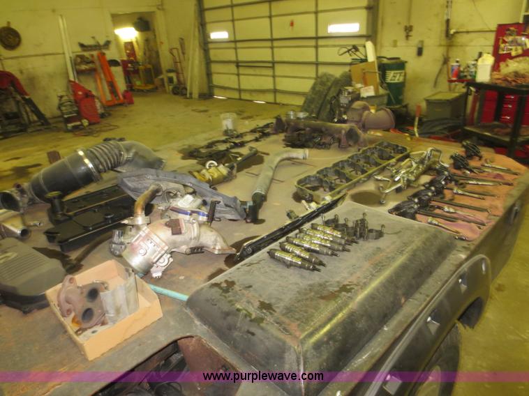 image for item D2240 2010 Dodge Ram 2500 HD Crew Cab flatbed pickup truck