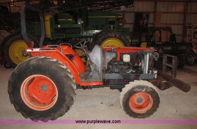 image for item G9862 Kubota L3710 GST MFWD tractor
