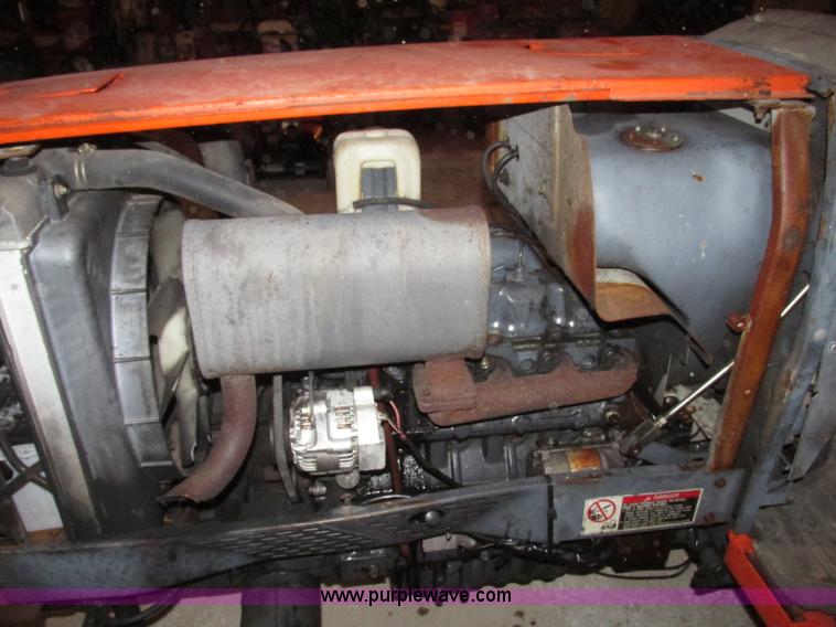 image for item G9862 Kubota L3710 GST MFWD tractor