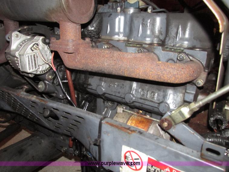 image for item G9862 Kubota L3710 GST MFWD tractor